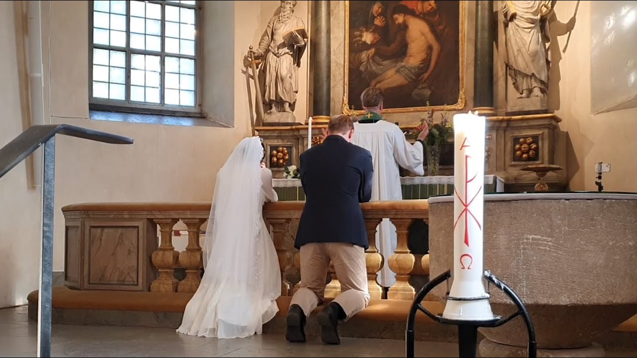 Oscar and Da-eun's Swedish church wedding video (back view)