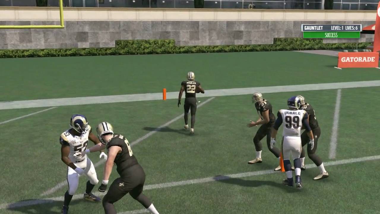 Madden 17 :: Why Is He Running To The Side!!! Saints Gauntlet ::  Madden NFL 17 Online Gameplay