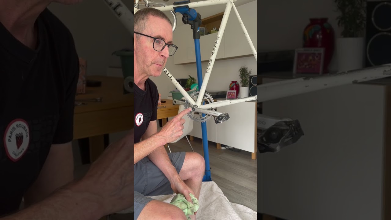 Vintage Bike Build and Review of previous nut and bolt Harry Hall Restoration