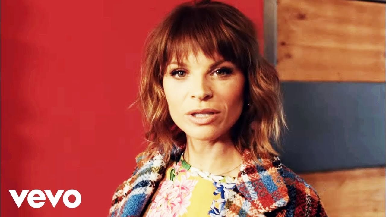 Alessandra Amoroso - Dalla tua parte (Video Ufficiale)