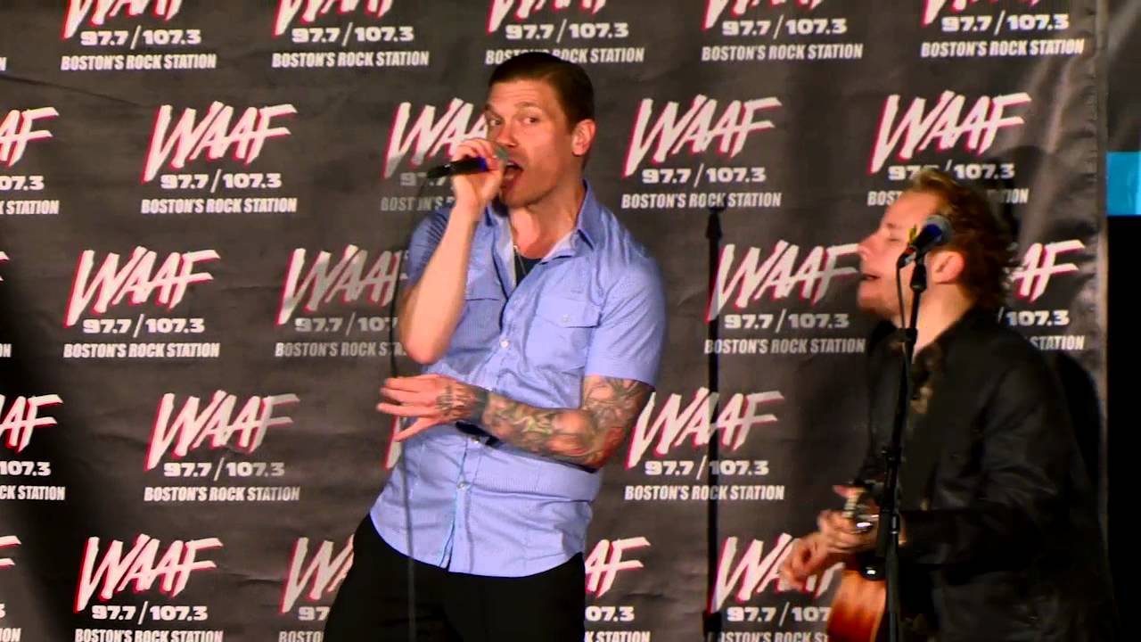 Shinedown performs 