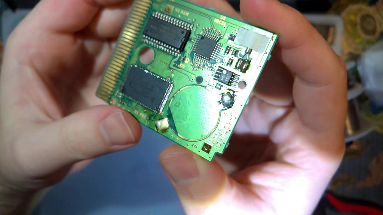 Building a (2MB) Game Boy Flash Cart with RTC using a flex PCB adapter
