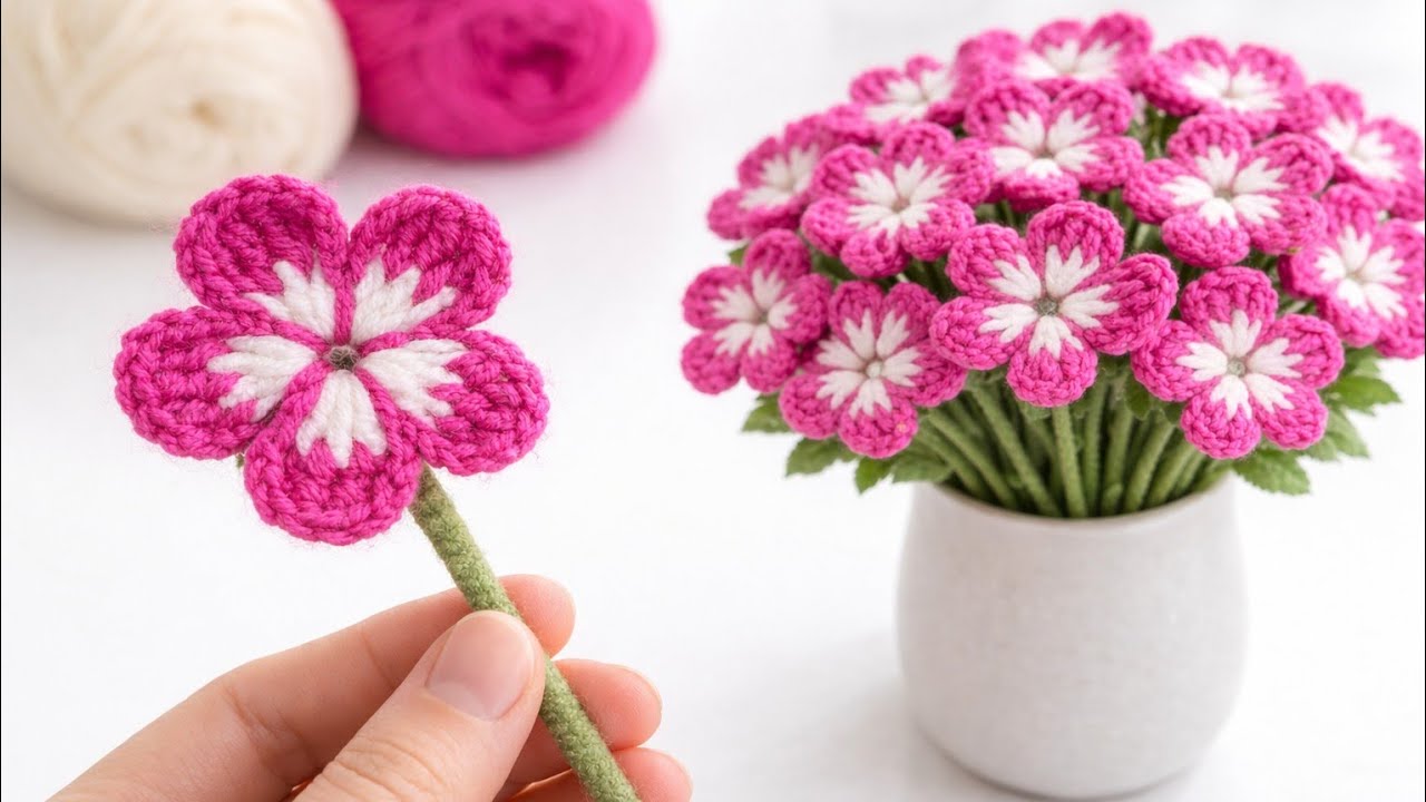 Super Easy Crochet Flower 🌸 Beautiful Yarn Flower Anyone Can Make! #crochet #viral 