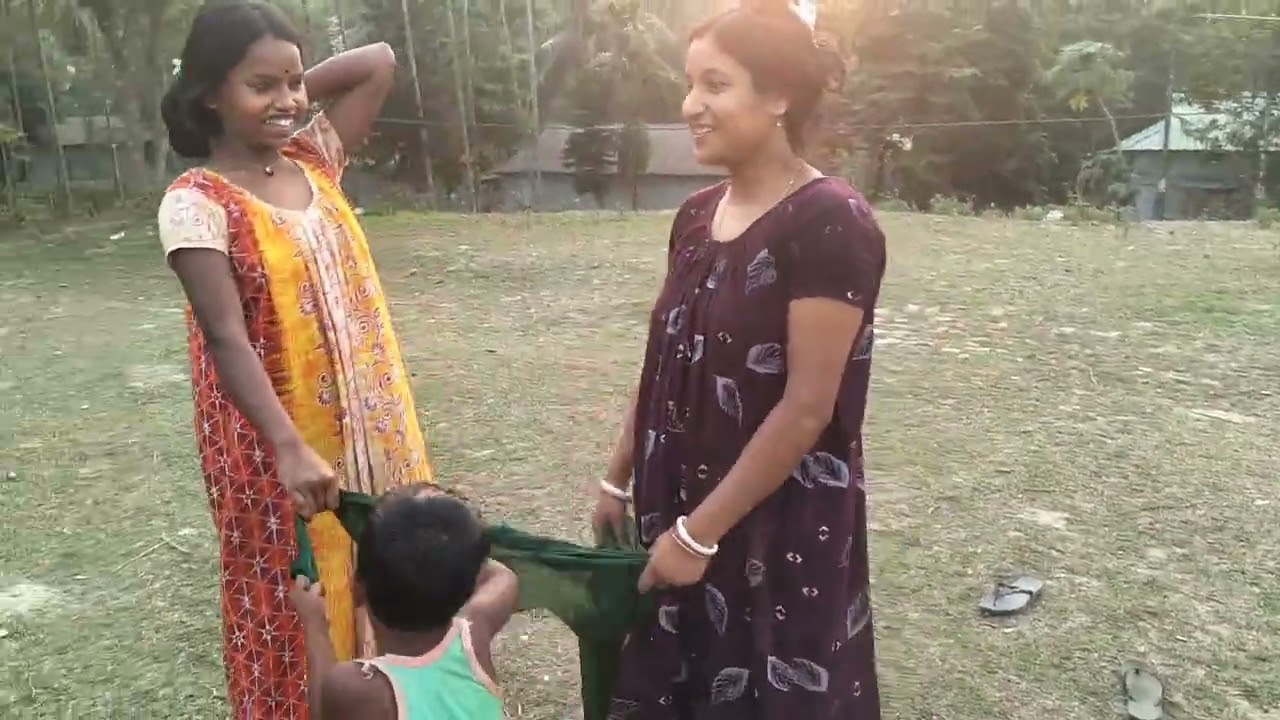 ভিডিও বানাতে গিয়ে সবাই মিলে কি হাসাহাসি 😍😍🥰🥰।