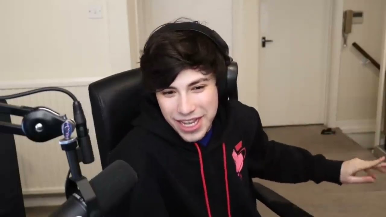 Streamers falling off chairs compilation