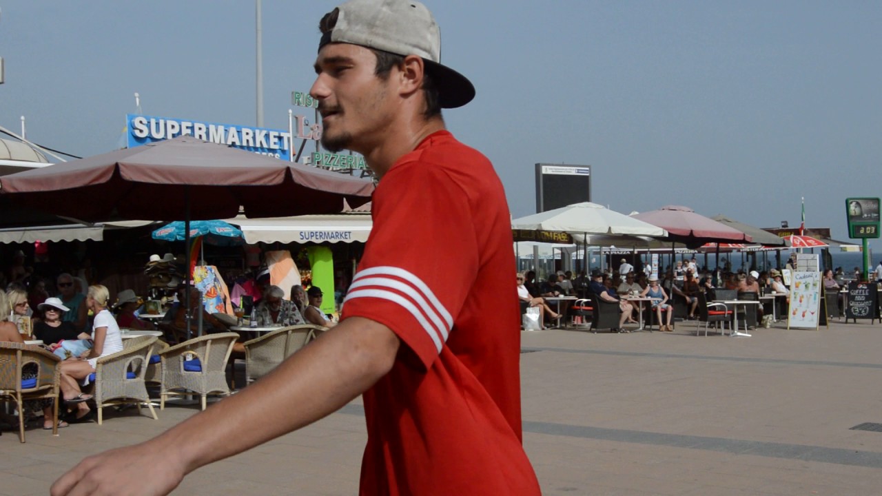 BREAK DANCE EN LA AVD. DE LA PLAYA DEL INGLÉS
