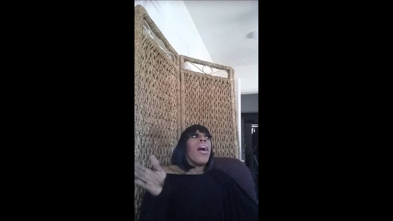 Jasmine Masters играет с подсказками