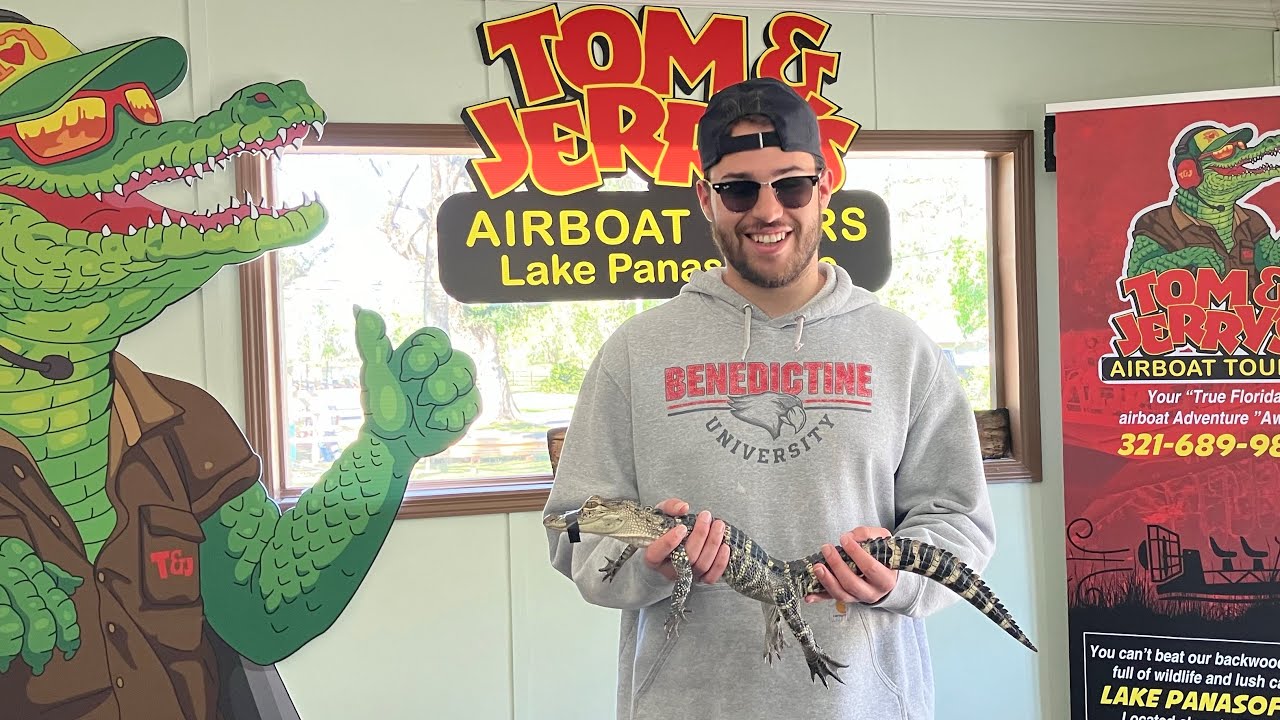 Tom & Jerry&rsquo;s Airboat Rides on Lake Panasoffke