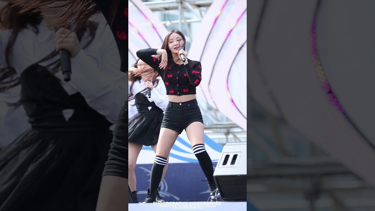 180519 모모랜드 '어마어마해' 연우 직캠 MOMOLAND YEONWOO fancam - Wonderful love (@울산 진하 PWA WORLDCUP) by 쪼아그래퍼