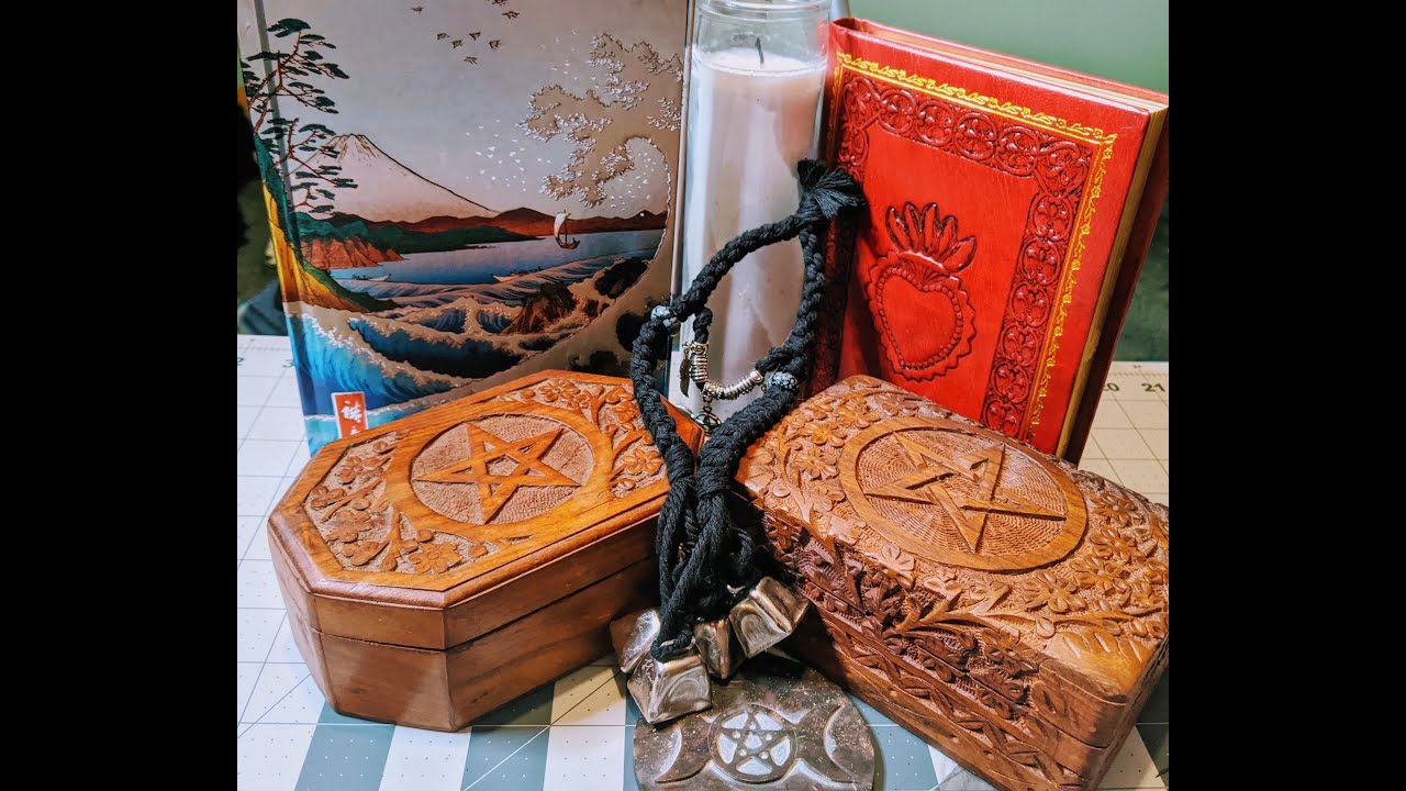7 Beginner Wiccan Tools