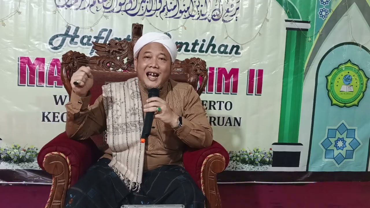 Ikhtibar Madrasah Alkarim wetan dalem kraton Pasuruan. Daging ulama itu mengandung madu dan racun.