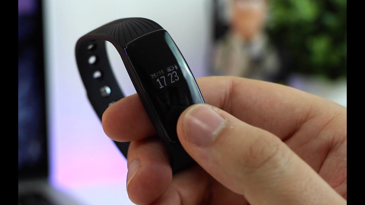 Are Cheap Fitness Bands Worth It? (Riversong Wave HR)