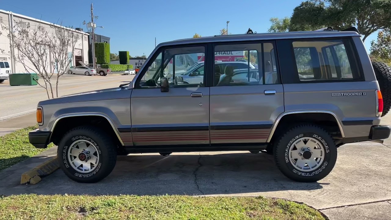 1988 Isuzu Trooper