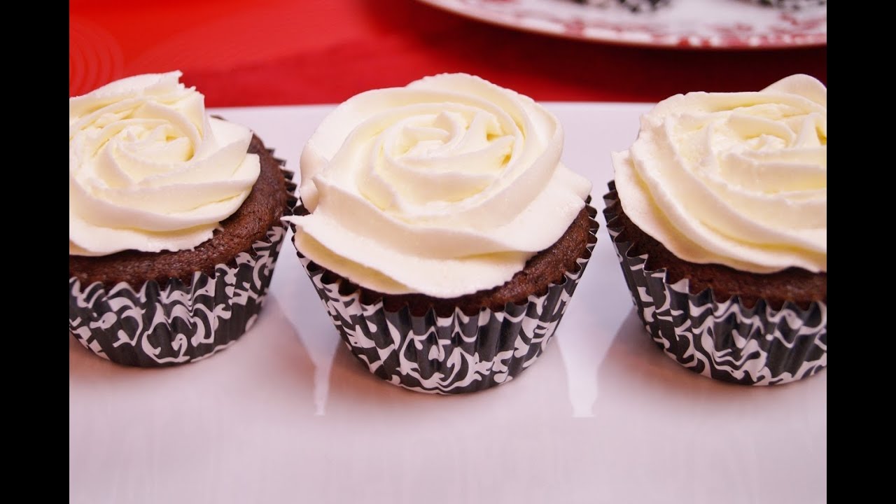 Buttercream Frosting: How To Make: Buttercream Frosting Recipe: Dishin' With Di-Diane Kometa  #30
