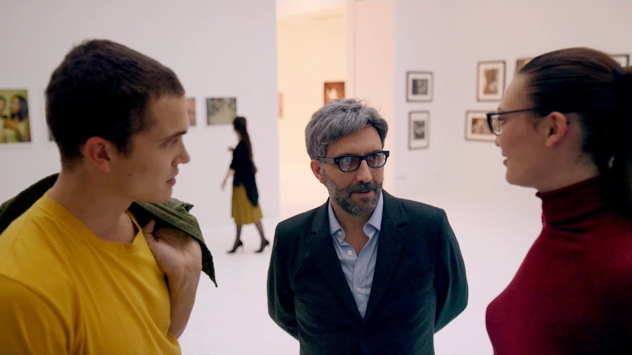 Love exclusive clip - Gallery