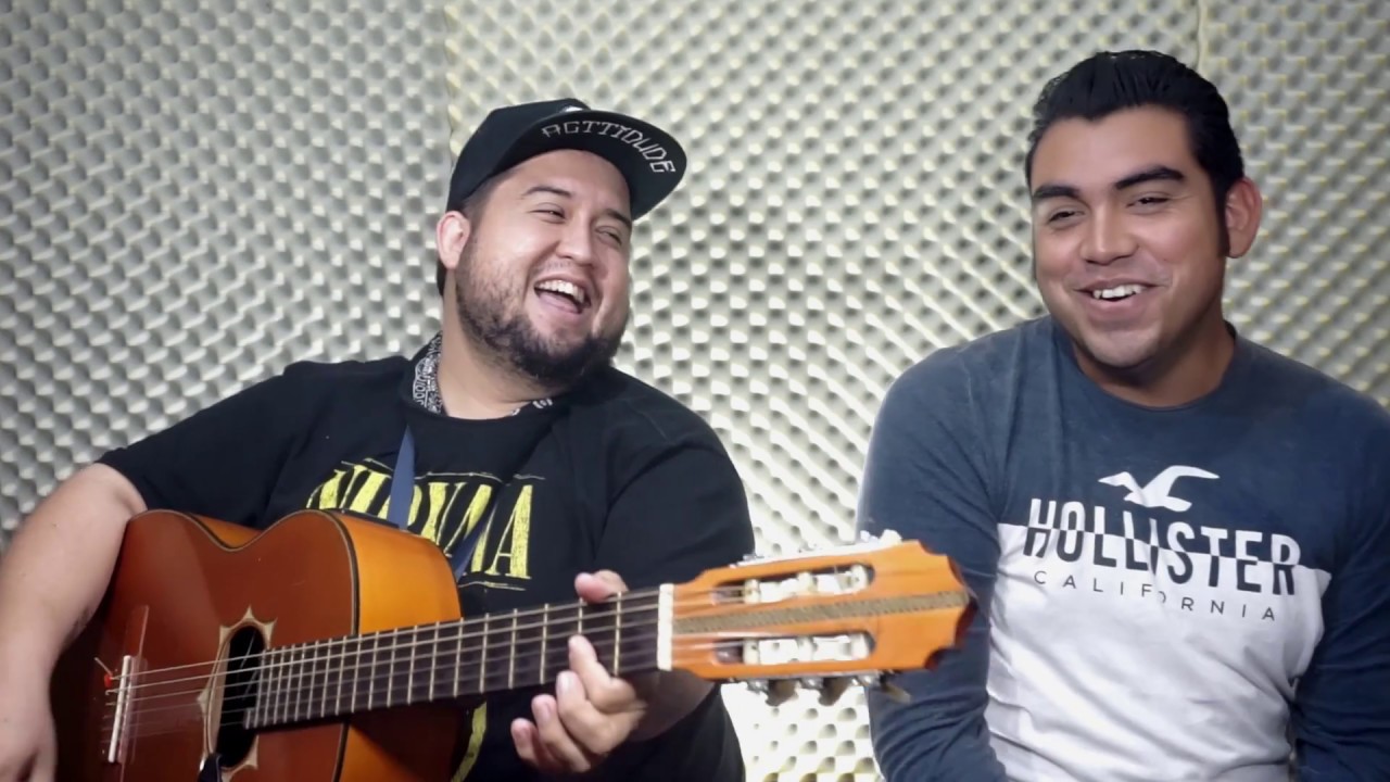 Contigo en la distancia - Rondalla Bellas Artes (Cover)