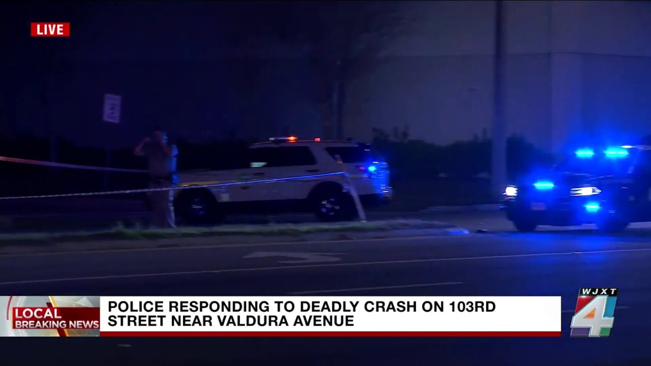 Deadly Westside crash closes lanes on 103rd Street near Valdura Avenue