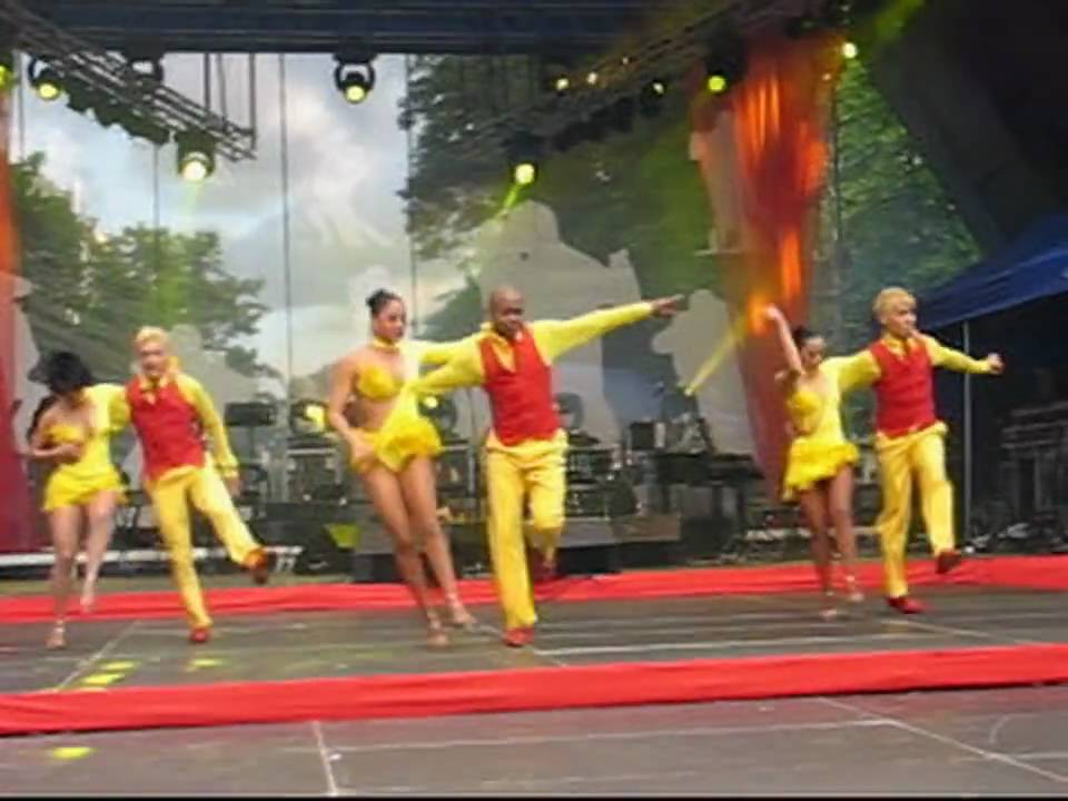 Swing Latino Tigo salsa show at Warsaw, Poland (1)