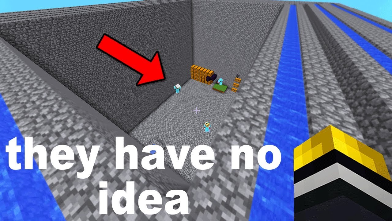 So today I TROLLED a Minecraft base which didn't have a roof yet.. and this is what happened!