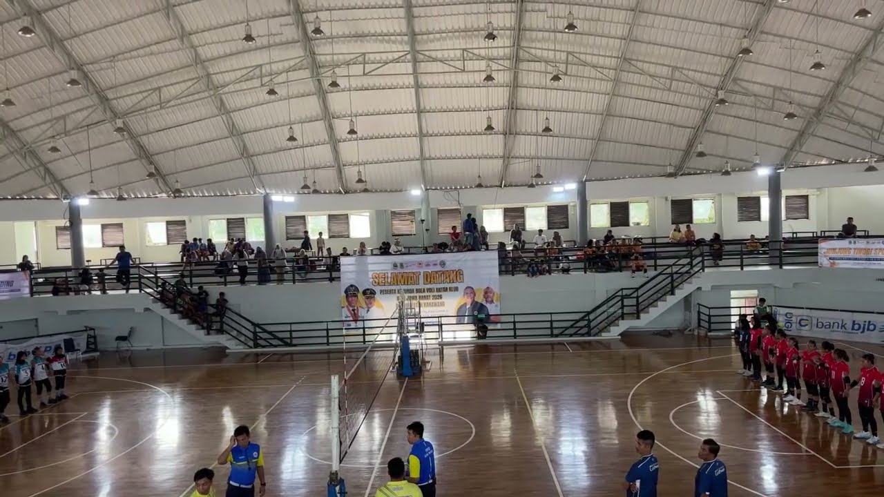 SXA-ONE VOLLEY sedang Live Smi pinal Kejurda U 14 karawang NAPOLEON BKSi VS TECTONA SCOR 2-0
