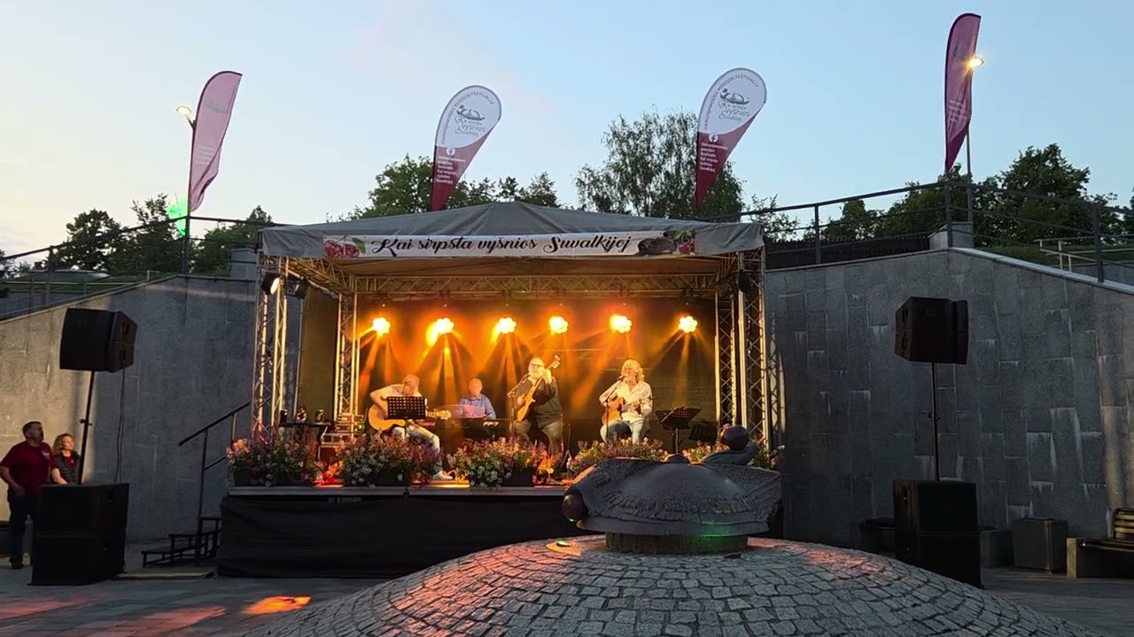 A. Butnorius ir S. Kivilis - Išeinu (Vytautas Kernagis cover) (Live @ KSVS, Marijampolė, 2025 07 03)