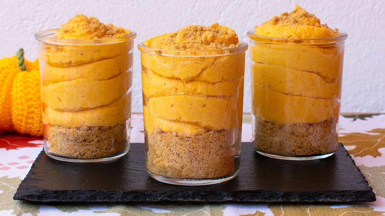Cheesecake de calabaza y galletas speculoos en vaso | Postre sin horno