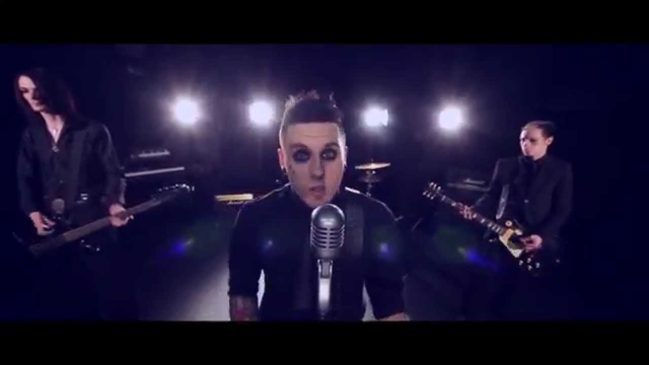 Ashestoangels - Still Dead