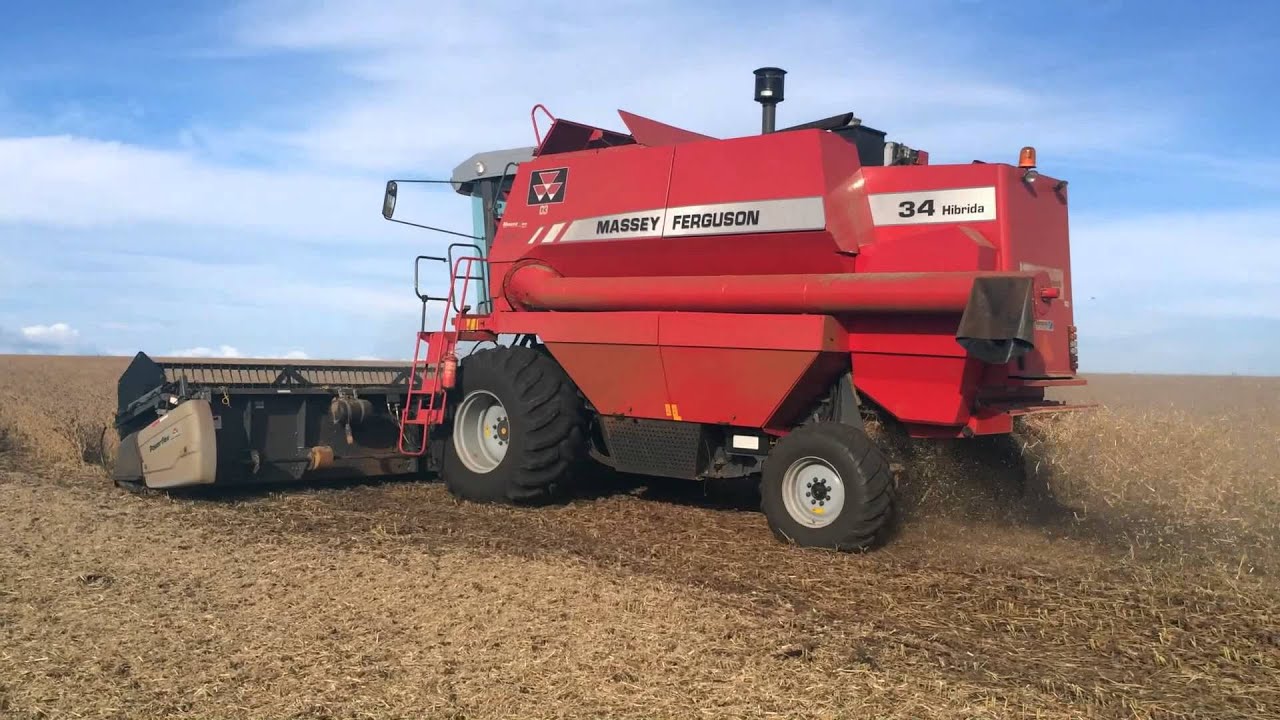 Massey Ferguson - Colheitadeira MF 34 com Rotor Duplo
