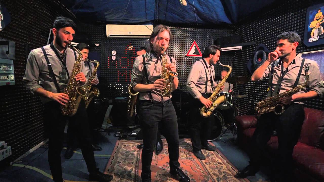 Teleion Sax Ensemble  SOUL BOSSA - Quincy Jones