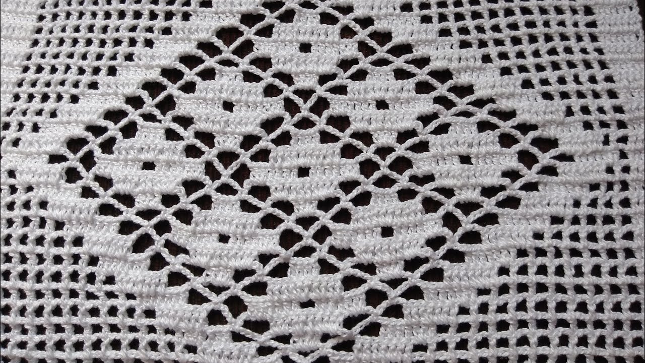 Motivo de crochê (parte 1)para caminho de mesa , colchas, tapetes e passadeiras
