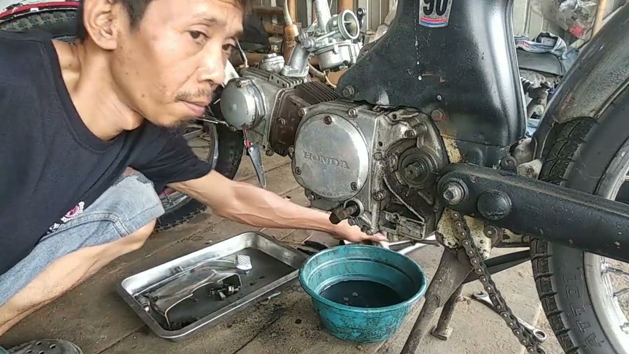 Bongkar mesin Honda Astra 90 Z full