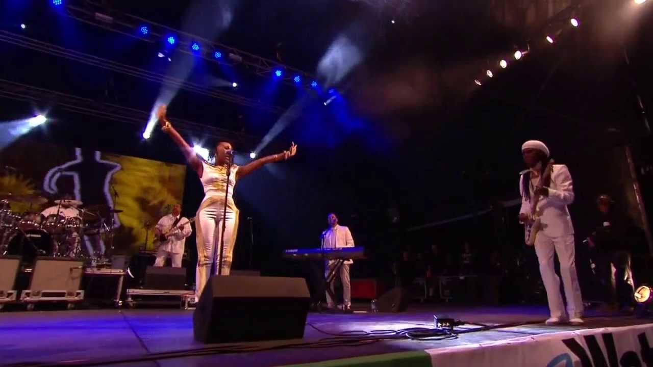 Chic feat. Nile Rodgers - Everybody Dance (Glastonbury 2013)