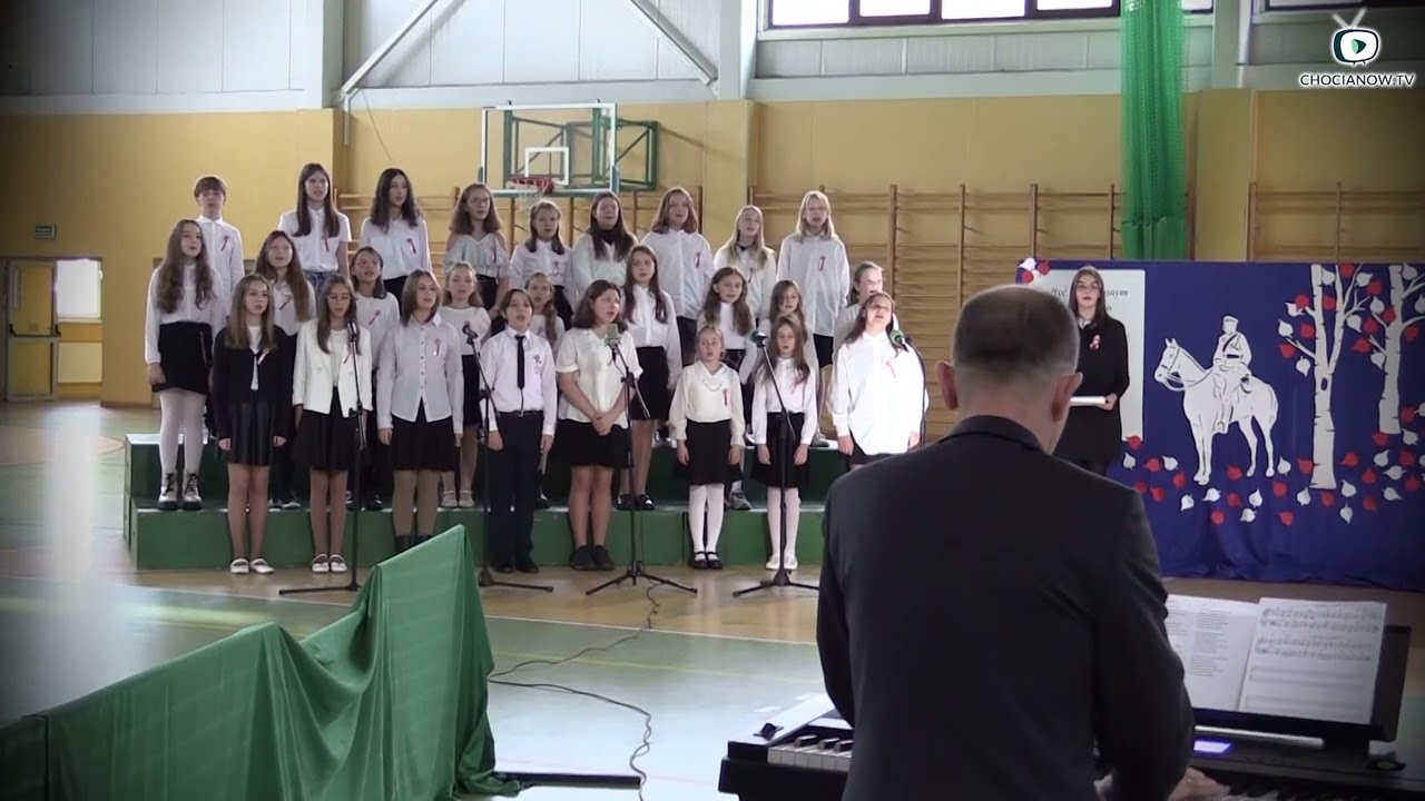 OKIEM KAMERY: Koncert Patriotyczny 2023 w Szkole Podstawowej im. Odkrywców Polskiej Miedzi