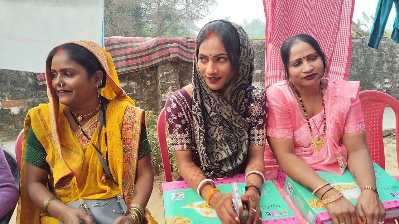 खुशबू रानी रीना यादव पहुंची रेनू के बच्चे के बर्थडे में