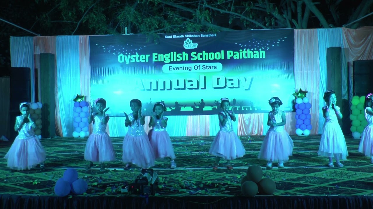 Gulabi sadi ani #oysterschool #dance #oyster #annualfunction #gulabisadi
