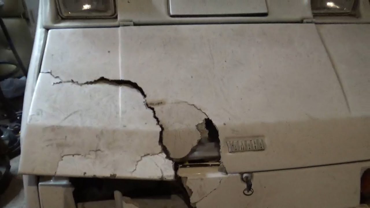 Fixing The Damaged Fiberglass Hood