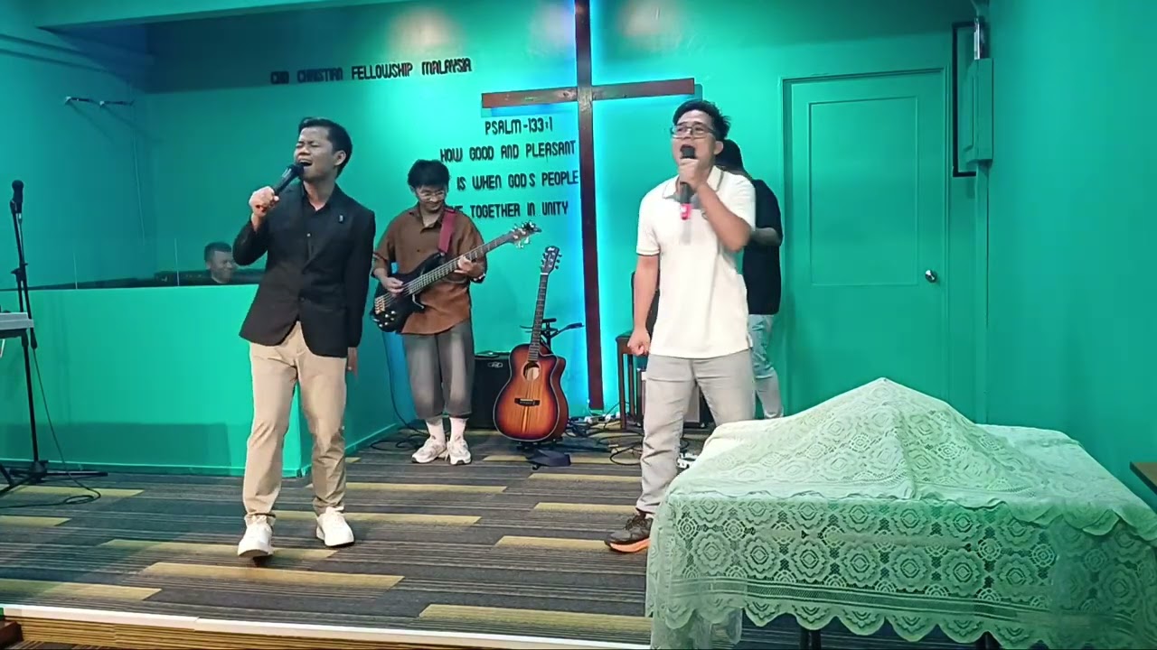 Hosanna နာမတော်ဘုန်းကြီးစေ
