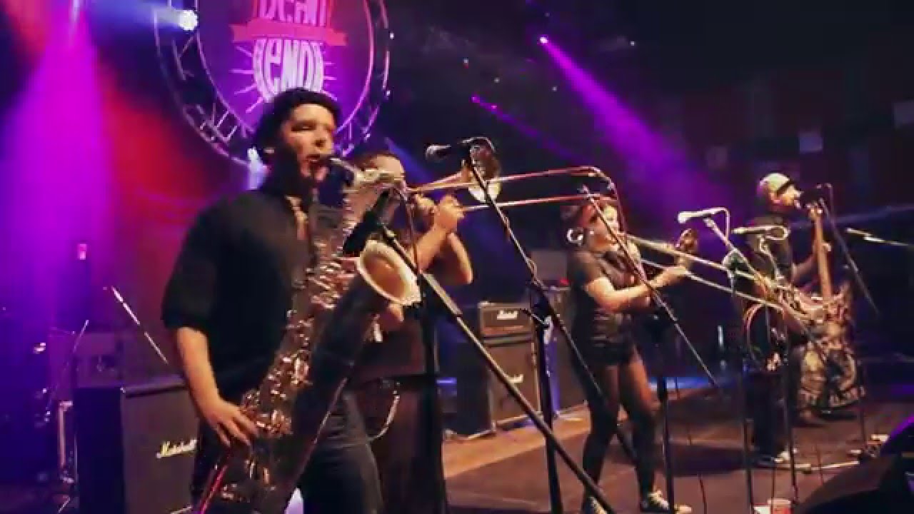 Queens of Everything - Duro de Matar - DEAD END FESTIVAL 2015