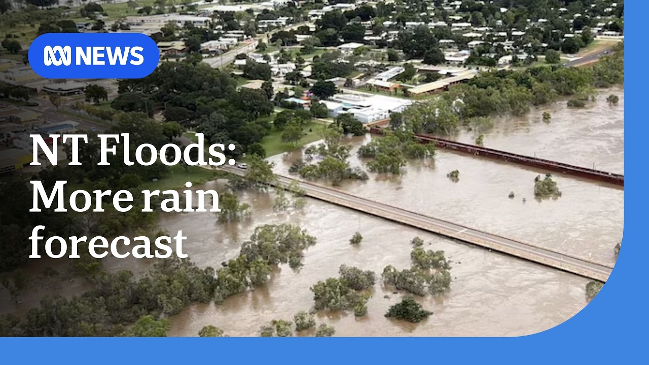 Flood-ravaged NT communities without power and working sewerage with more rain on the way | ABC NEWS