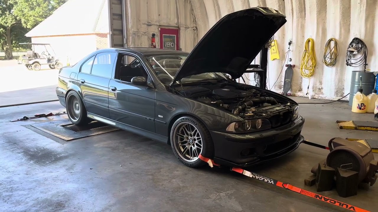 500hp at the crank on the Partee Racing HighOutput NA S62 in the E39 BMW M5 tuned by Matt Lambert