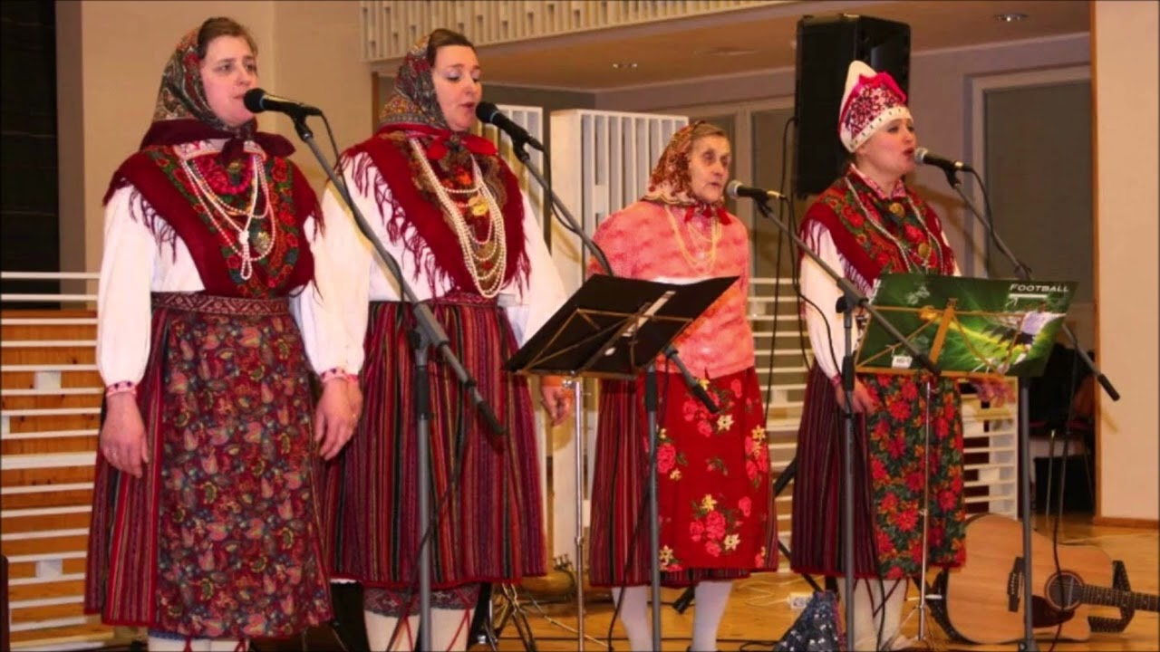 Kihnu Virve - Vesiroosid