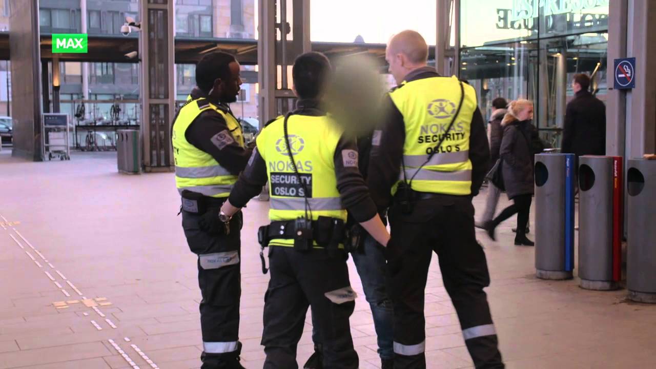 Vekterne på Oslo S må legge mann i bakken