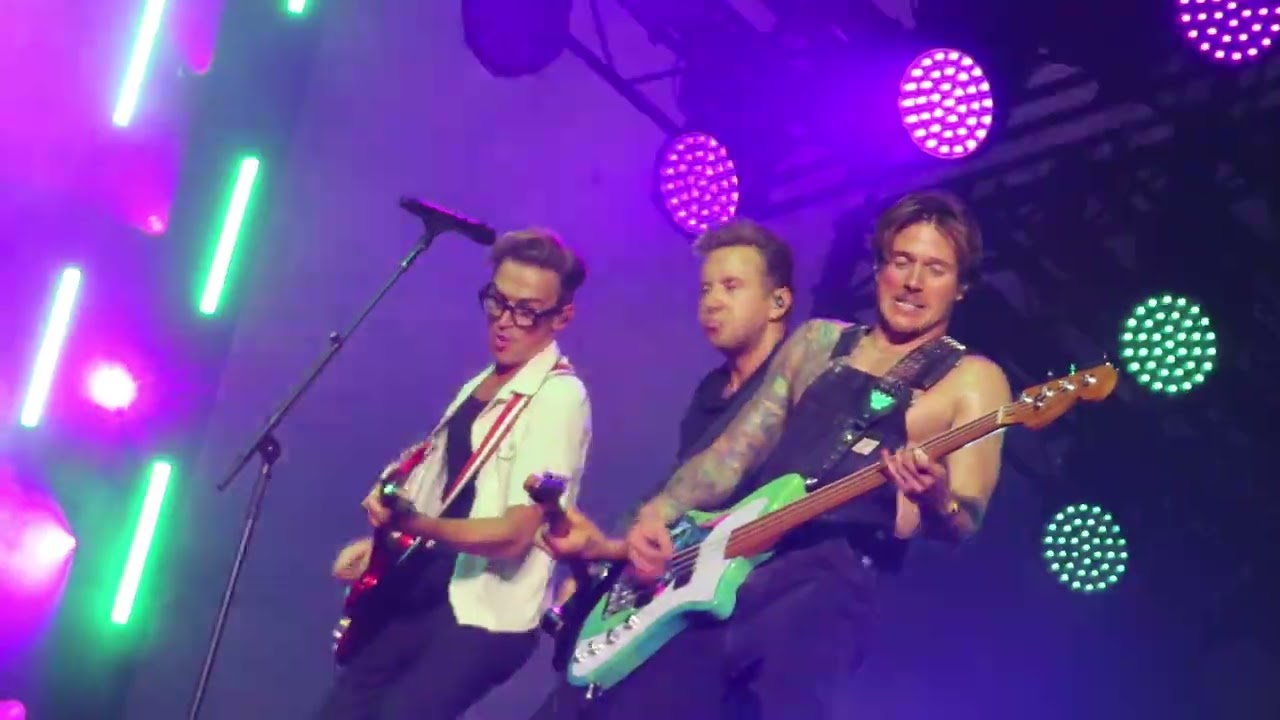 Lies - McFly - Busted VS McFly Tour @ BP Pulse Live Arena (16/09/25)