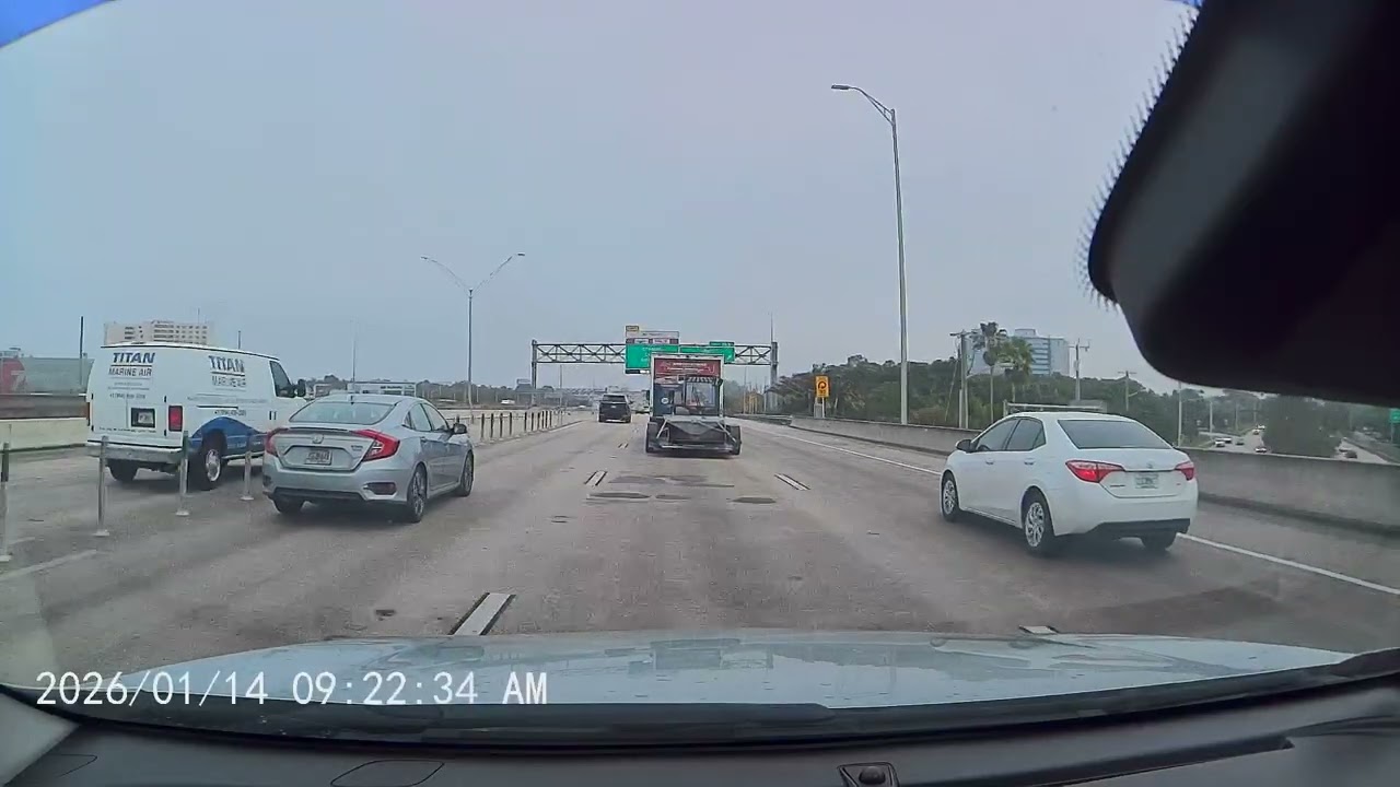 Only in Florida: The Most Unreal Highway Moment Ever Recorded January 20, 2026(5)