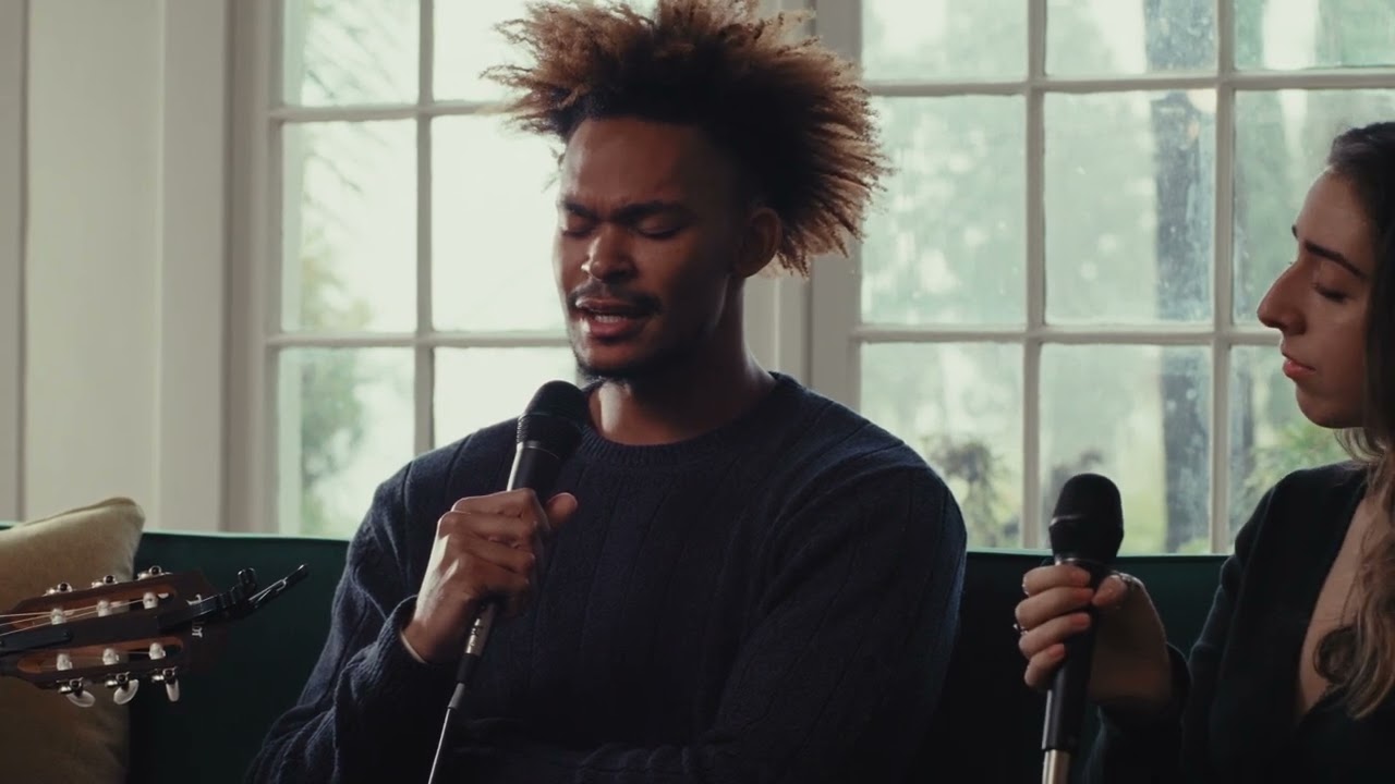 Tiny Habits – hemenway (live acoustic)