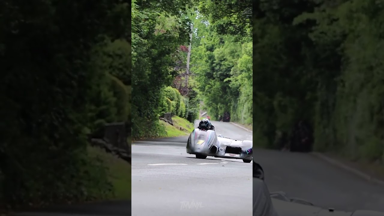 Making a 120MPH TT LAP look EASY
