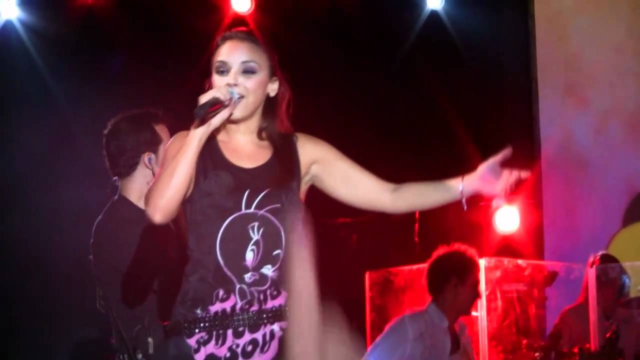 NADA DE NADA - Chenoa (25/09/10 El Prat de Llobregat Bcn)