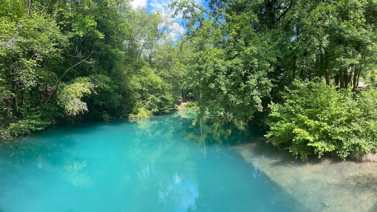 Le lac bleu Amberieu, Ambérieu en bugey - France