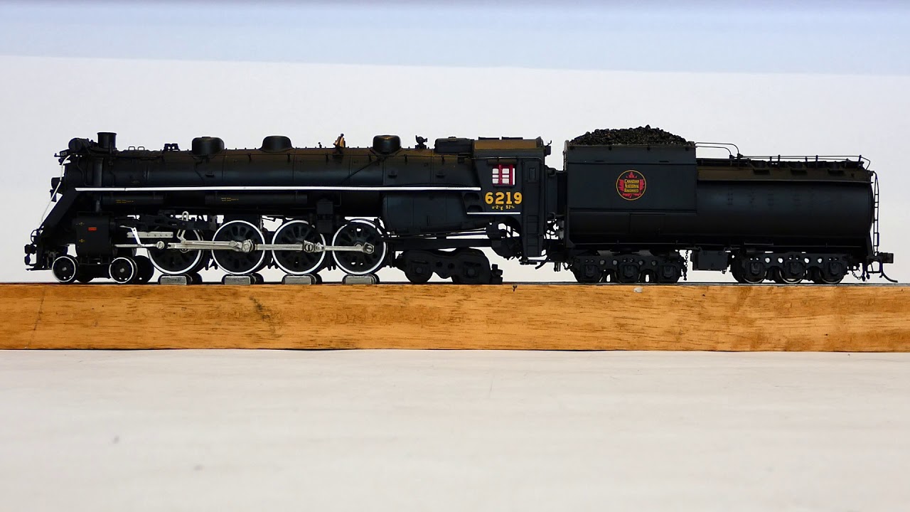 True Line Trains Canadian National U2-g