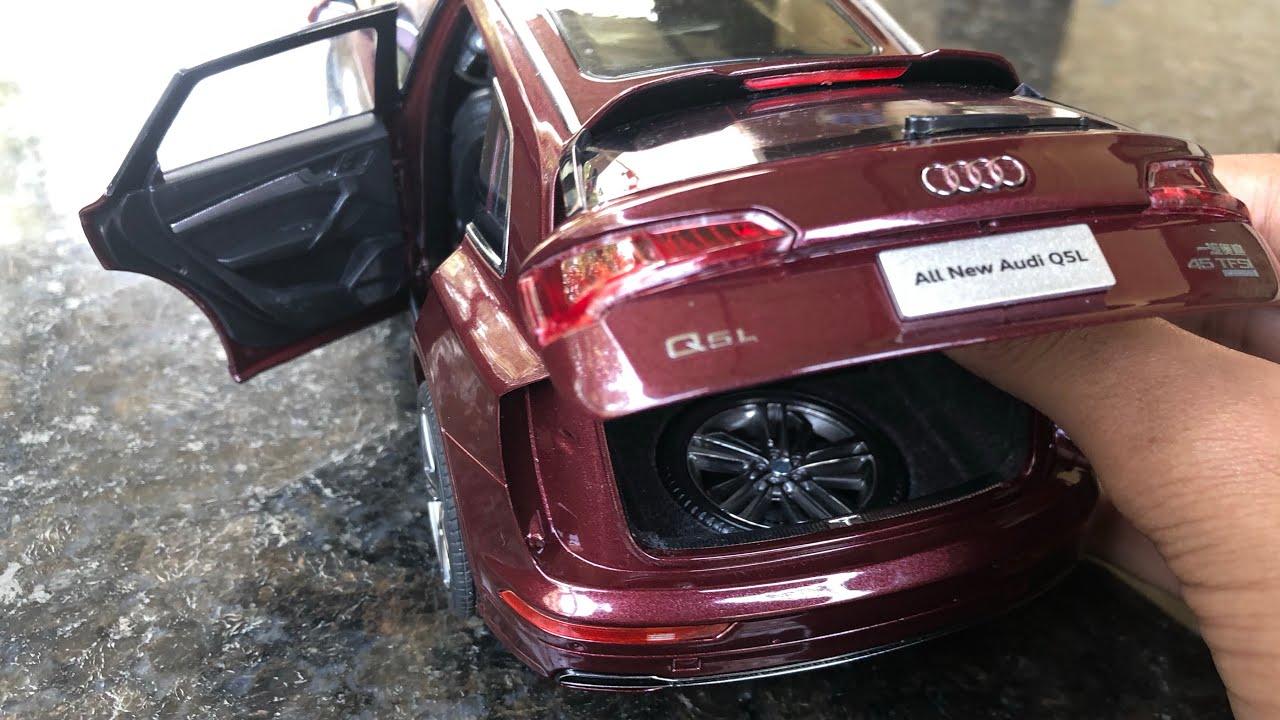 Diecast Unboxing-2018 Audi Q5 with Interiors 1/18 Diecast Paudi Models | Audi Collections